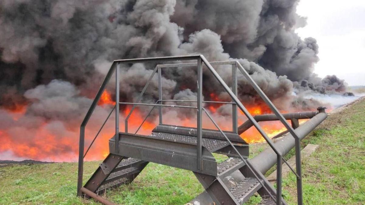 Росіяни вже вкотре обстріляли Лисичанський нафтопереробний завод - 24 Канал
