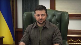 Россияне готовятся запустить новый дипфейк Зеленского о Мариуполе