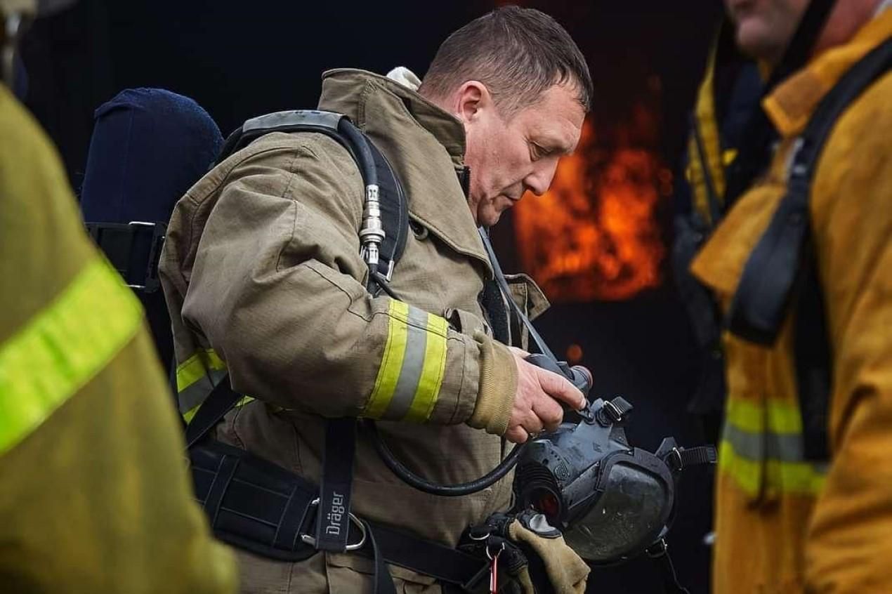 Россияне обстреляли фургоны, которые возят хлеб на Луганщине - 24 Канал Россияне обстреляли фургоны, которые возят хлеб на Луганщине - 24 Канал