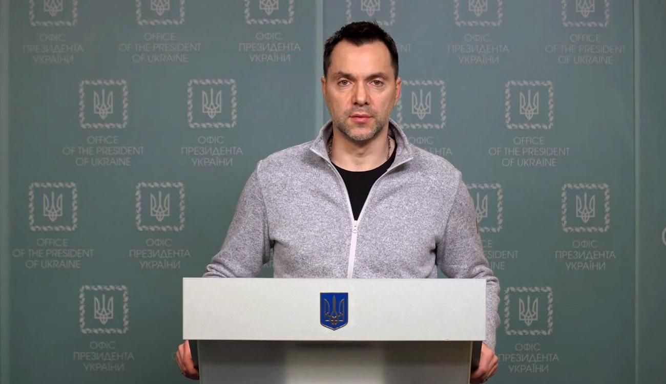 Тогда НАТО вмешается и пойдет к Китаю, – Арестович о возможной ядерной атаке России Тогда НАТО вмешается и пойдет к Китаю, – Арестович о возможной ядерной атаке России