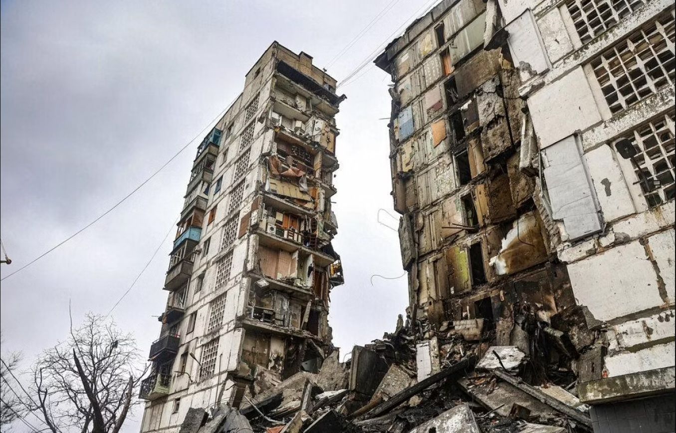 Близько 100 тисяч жителів Маріуполя на межі голодної смерті, – ООН - 24 Канал Близько 100 тисяч жителів Маріуполя на межі голодної смерті, – ООН - 24 Канал