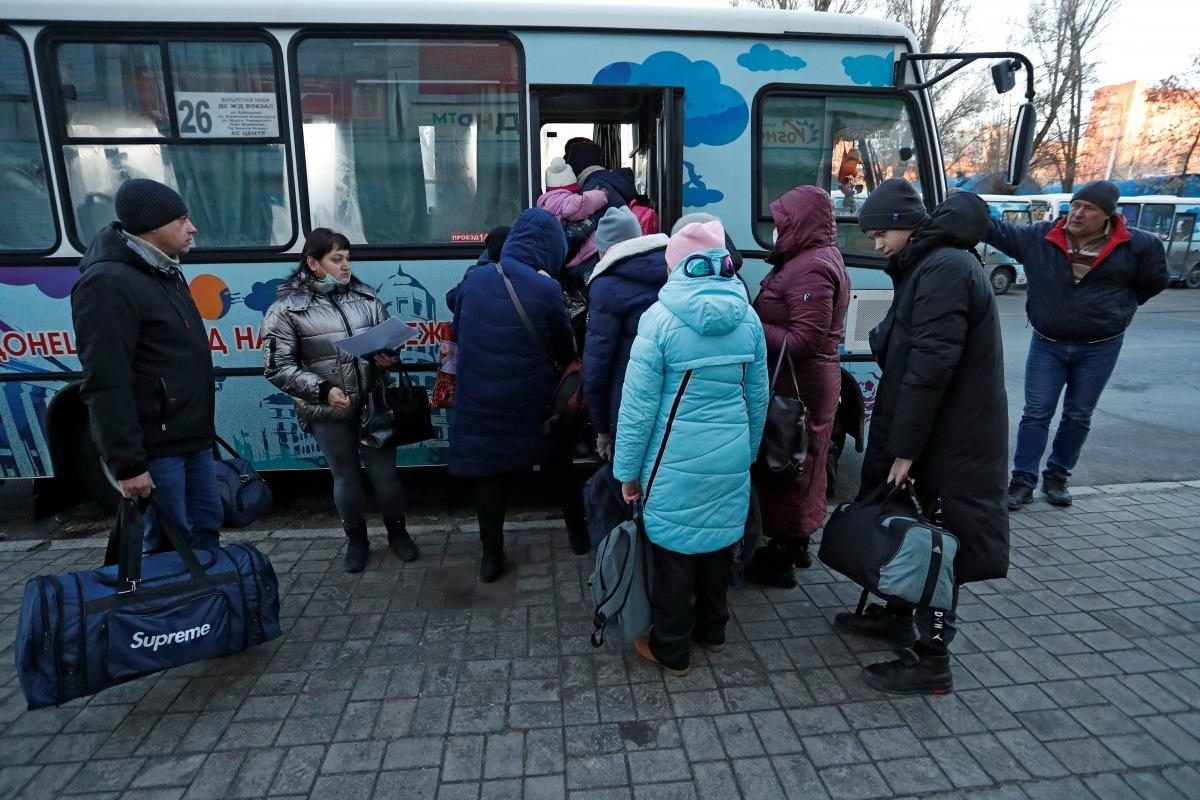 Враховуючи провокації росіян, працюємо на випередження, – глава ОВА про евакуацію з Харківщини - 24 Канал