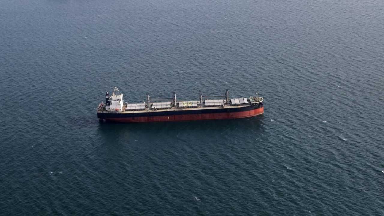 У берегов Туниса затонуло судно с 750 тоннами дизельного топлива на борту