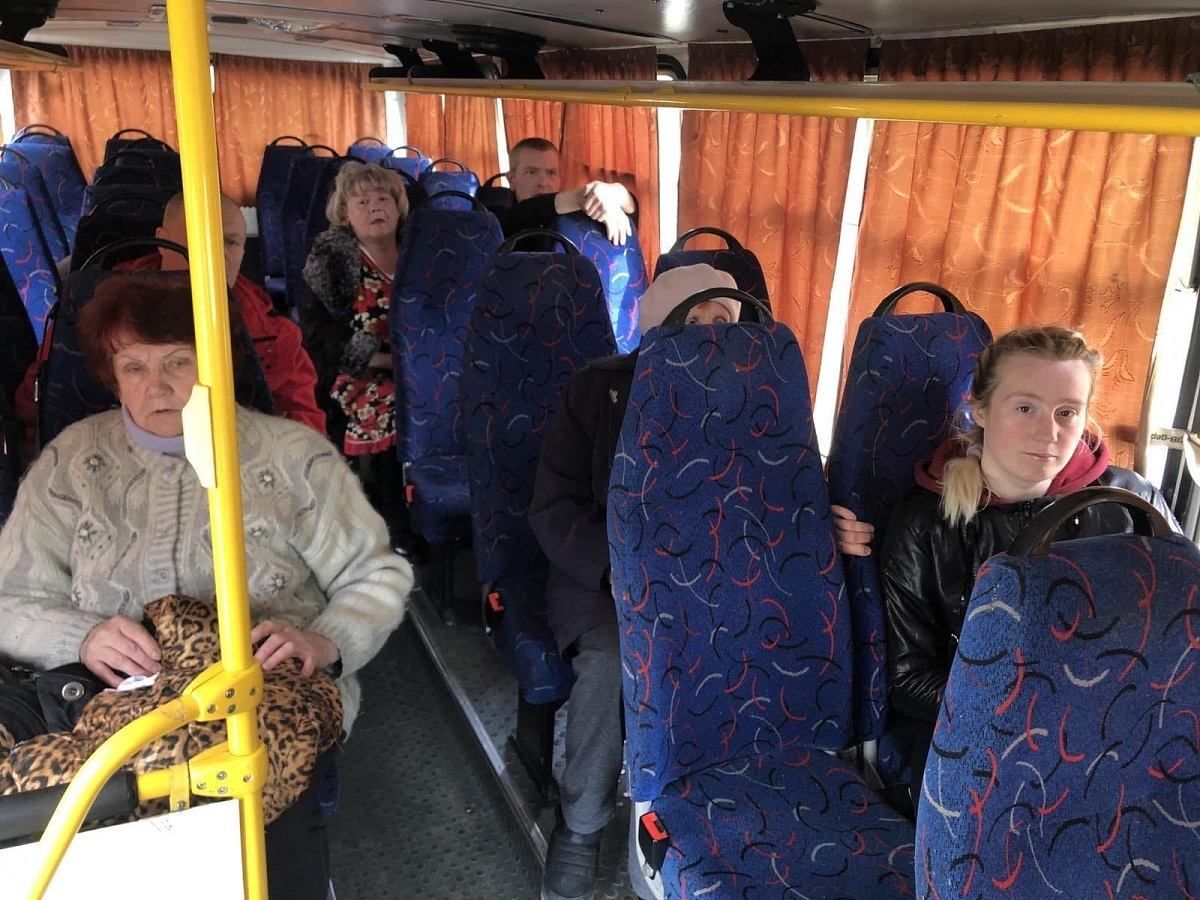 Режиму тиші немає, але з Луганщини вже вдалося евакуювати понад 30 людей, – Гайдай - 24 Канал Режиму тиші немає, але з Луганщини вже вдалося евакуювати понад 30 людей, – Гайдай - 24 Канал