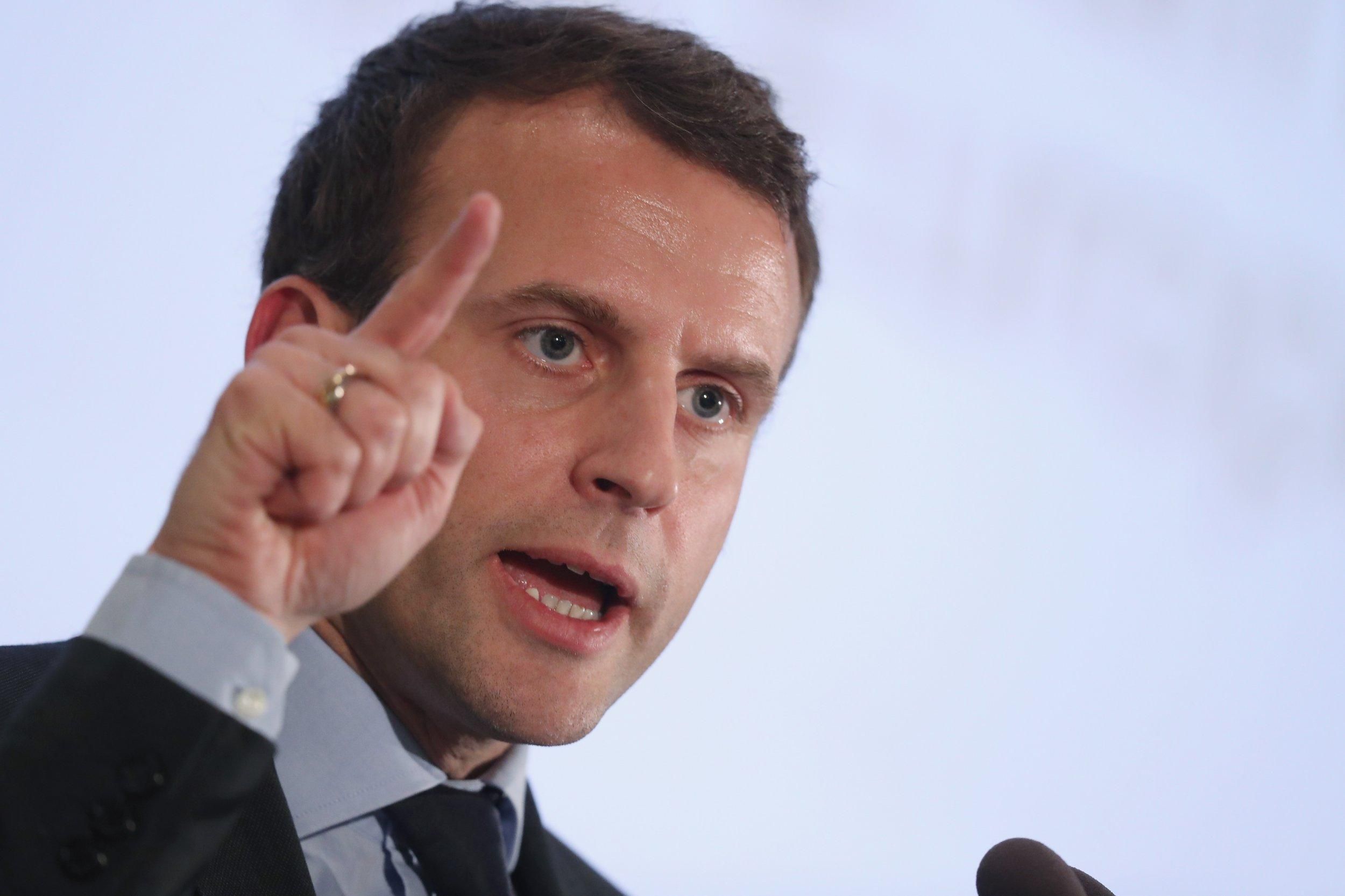 Макрон обещает, что Франция станет "первой большой страной, которая откажется от нефти и газа" - Экономика