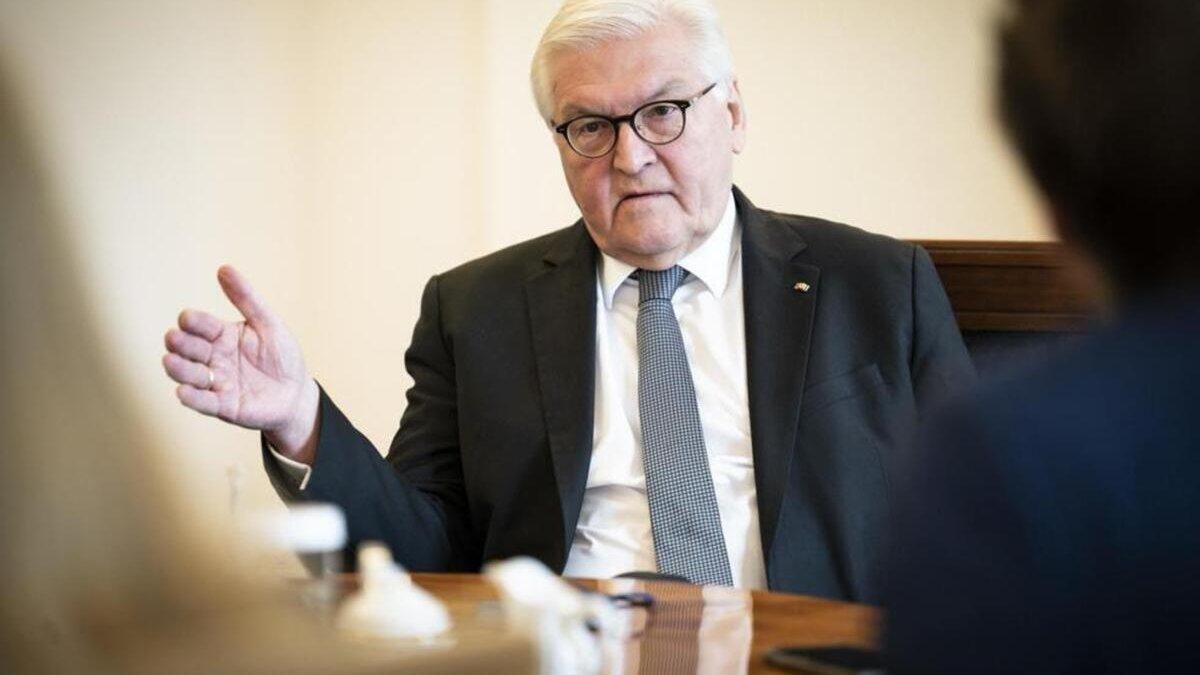 Формального предложения не было, – Умланд об "оскорблении" Штайнмайера из-за отклонения визита Формального предложения не было, – Умланд об "оскорблении" Штайнмайера из-за отклонения визита