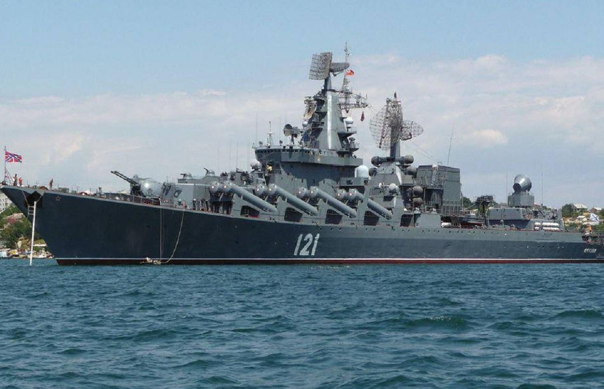 Затонувший крейсер "Москва" мог потерять по меньшей мере половину экипажа