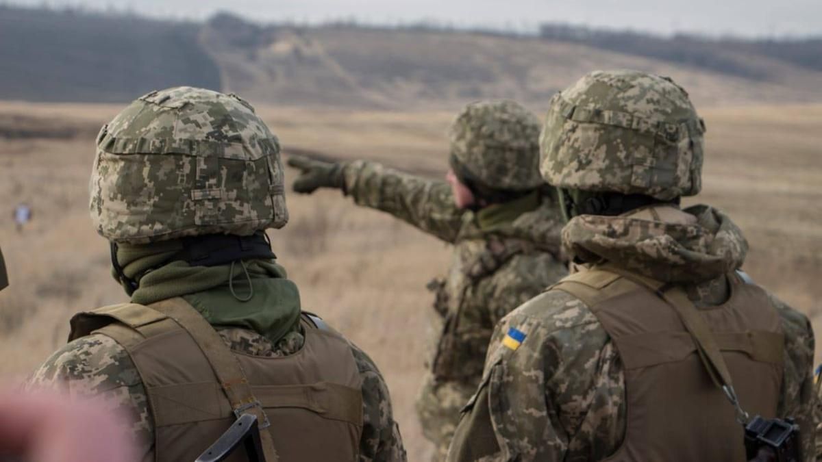 Россияне выводят технику из Боровской общины в сторону Донбасса: предатель показал им путь - 24 Канал