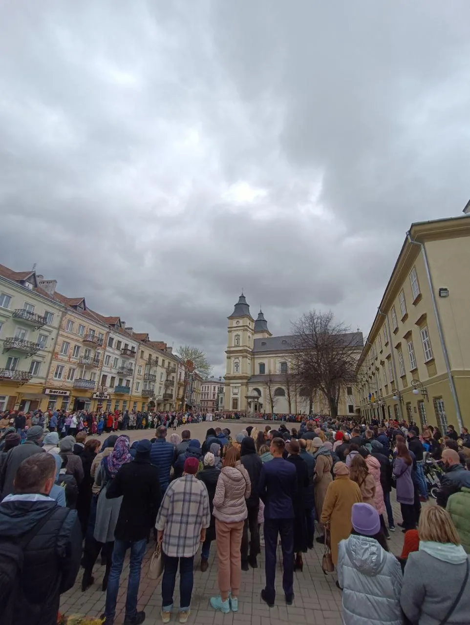 Як пройшла Вербна неділя воєнного часу в містах України Як пройшла Вербна неділя воєнного часу в містах України