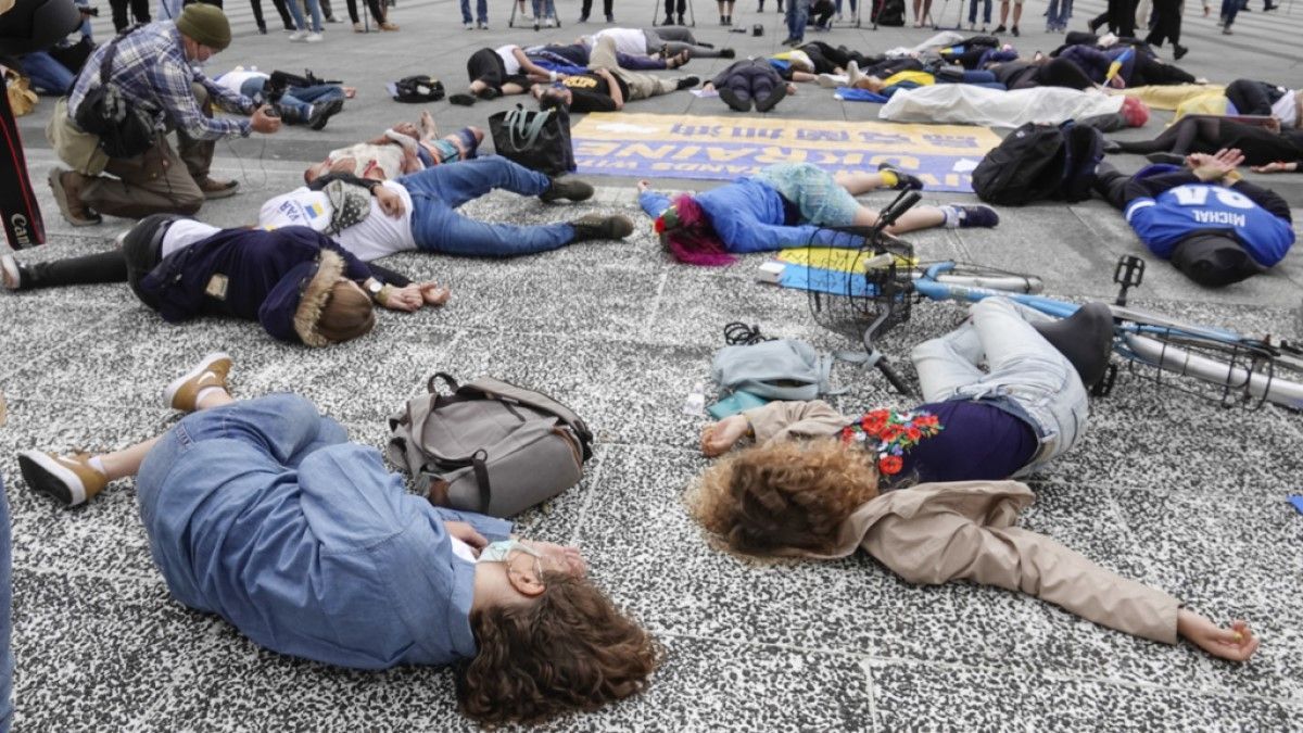 На Тайване организовали показательную акцию "We all are Ukrainians" против начатой Россией войны - 24 Канал На Тайване организовали показательную акцию "We all are Ukrainians" против начатой Россией войны - 24 Канал