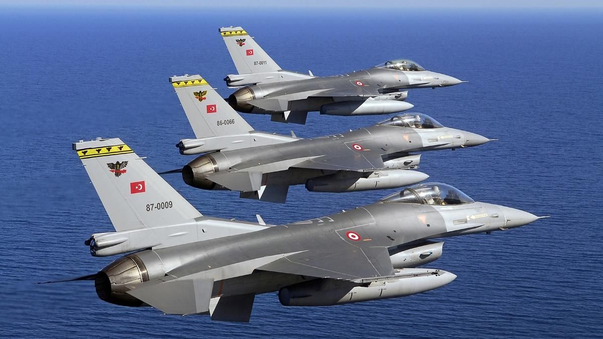 Турецкие военные самолеты и спецназовцы начали активные действия на севере Ирака - 24 Канал