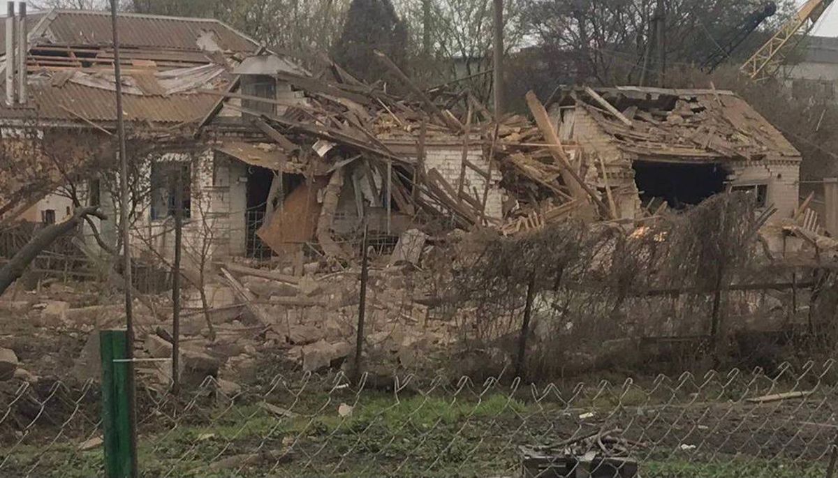 Оккупанты на Днепропетровщине разбомбили дачные дома, где никогда не было военных объектов