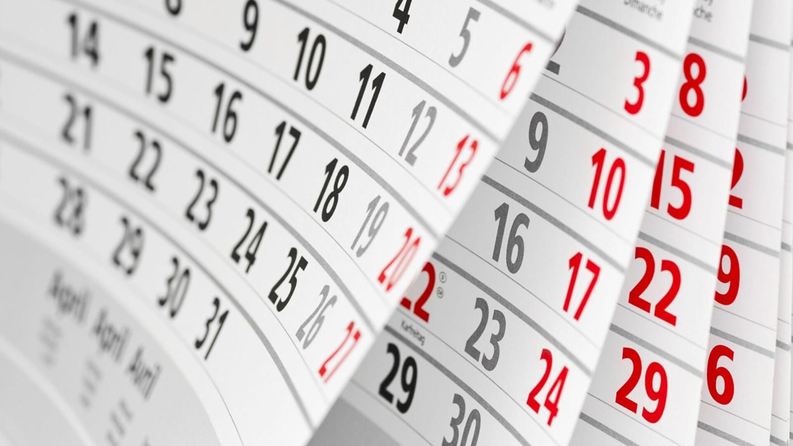 Українці не матимуть додаткових вихідних у квітні й травні через війну - 24 Канал Українці не матимуть додаткових вихідних у квітні й травні через війну - 24 Канал