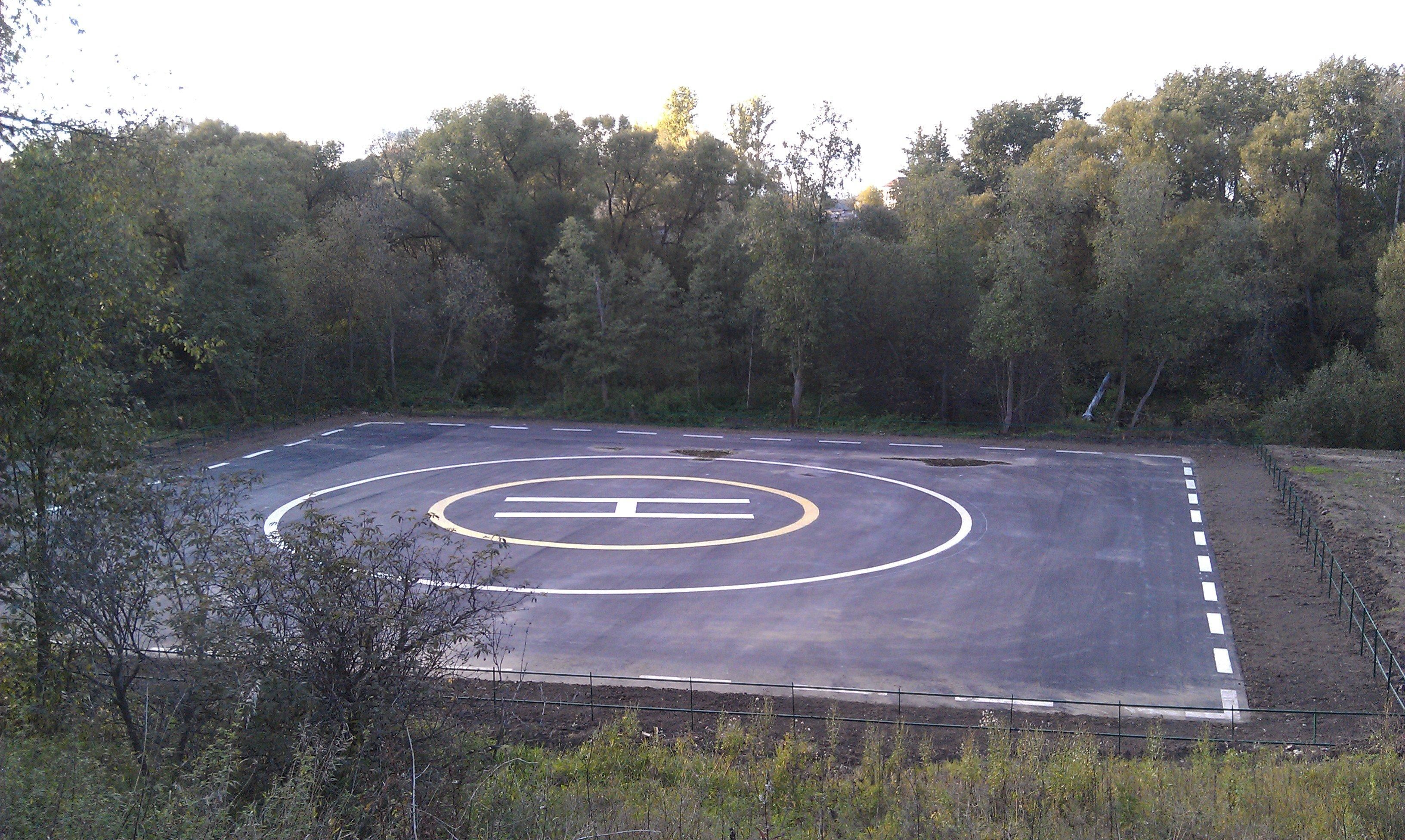 Россияне развертывают вертолетные площадки возле границы с Украиной Россияне развертывают вертолетные площадки возле границы с Украиной