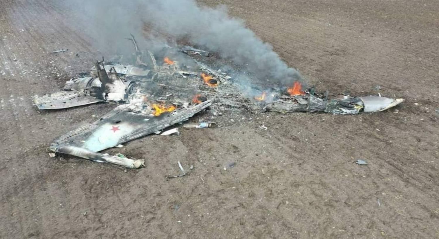 На Донбасі ЗСУ знищили майже 40 одиниць наземної техніки та літак росіян 