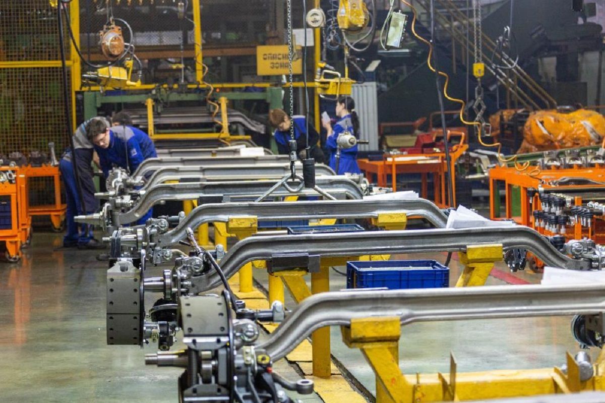 Это катастрофа, КамАЗ на пороге остановки производства – российский журналист-оппозиционер Это катастрофа, КамАЗ на пороге остановки производства – российский журналист-оппозиционер