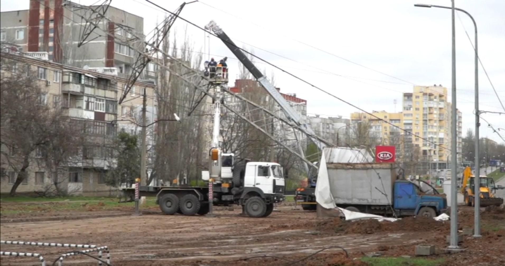 Будинки, стовп та магазини, – мер Миколаєва показав об'єкти, які "денацифікували" окупанти - 24 Канал