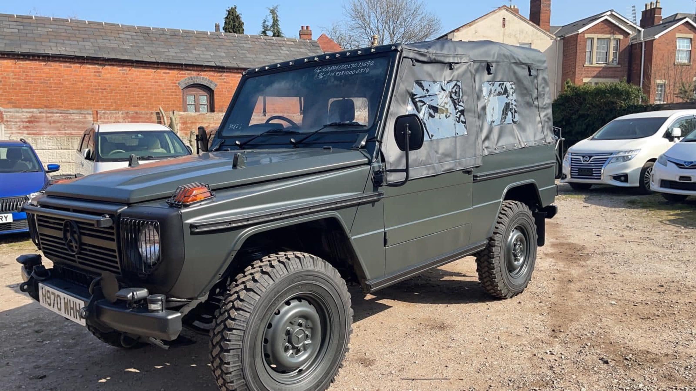 Притула срочно собирает 11 миллионов гривен на автомобили для военных Притула срочно собирает 11 миллионов гривен на автомобили для военных