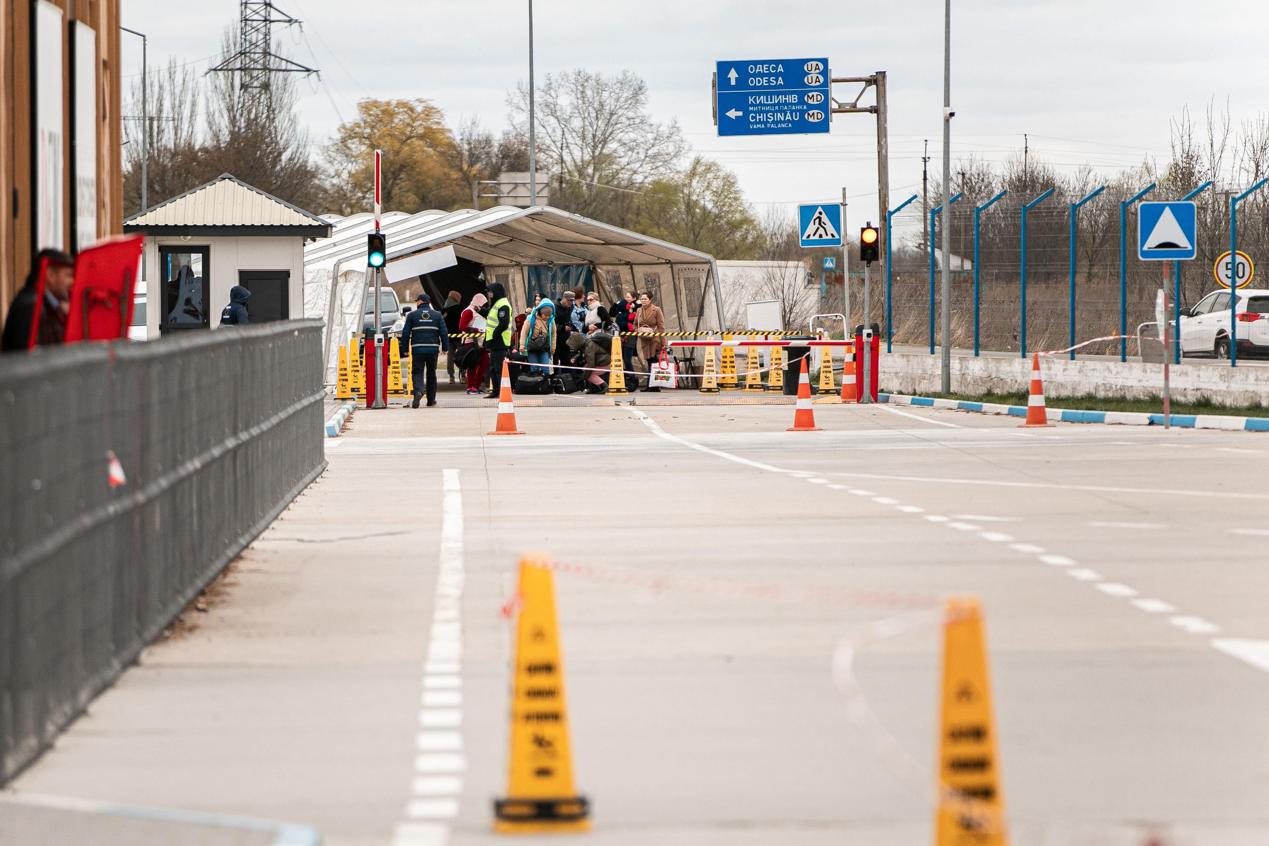 "Терпеть дальше невозможно": помощь и полезная информация для беженцев в Молдове - 24 Канал "Терпеть дальше невозможно": помощь и полезная информация для беженцев в Молдове - 24 Канал