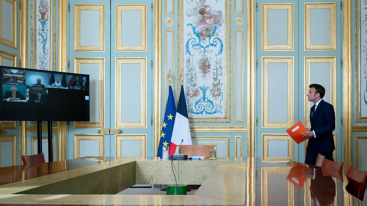 Макрон пообіцяв посилити військову допомогу Україні: він вже обговорив це з партнерами - 24 Канал Макрон пообіцяв посилити військову допомогу Україні: він вже обговорив це з партнерами - 24 Канал