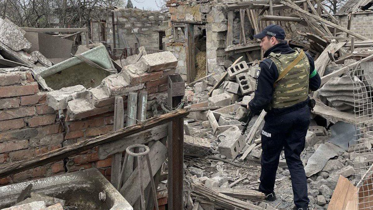 Окупанти нещадно гатять по Донеччині: є загиблі та поранені Окупанти нещадно гатять по Донеччині: є загиблі та поранені