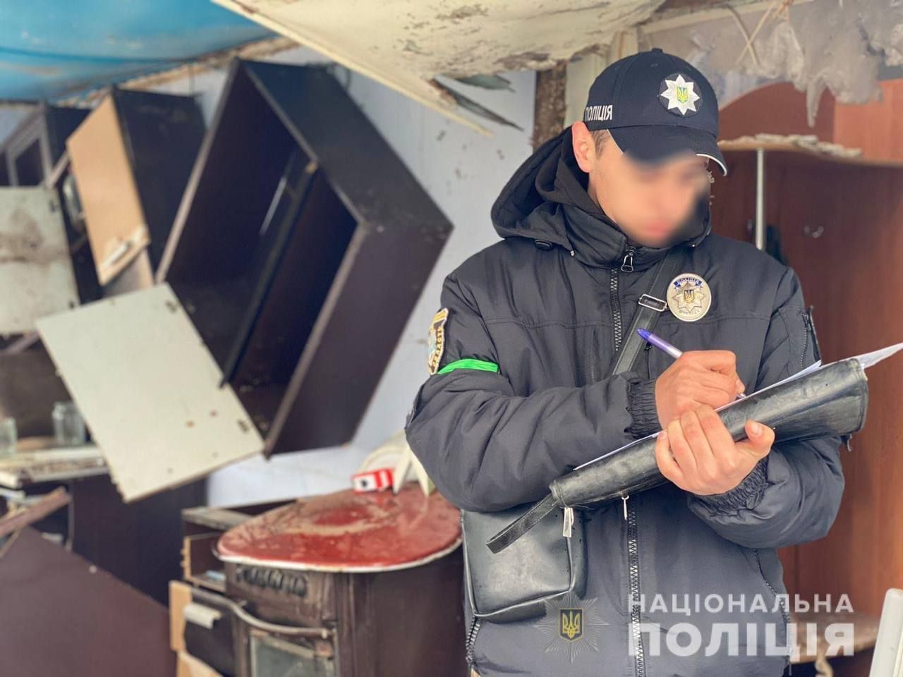 Повреждены жилые дома, больница, магазины: фото последствий обстрелов в Николаеве Повреждены жилые дома, больница, магазины: фото последствий обстрелов в Николаеве