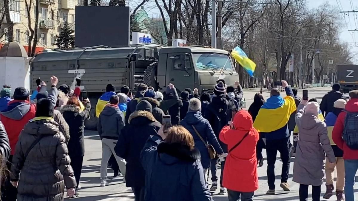 Парад виродків: у Росії виникли серйозні проблеми з "легалізацією" окупації Півдня України - 24 Канал