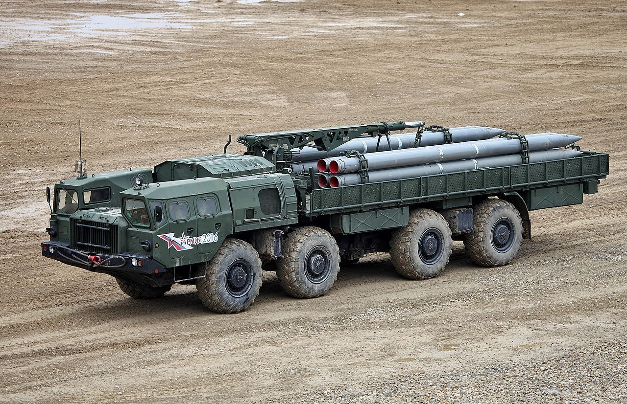 Миколаївщину вночі обстріляли зі "Смерчів": влучили у яхт-клуб та стоматологію - 24 Канал Миколаївщину вночі обстріляли зі "Смерчів": влучили у яхт-клуб та стоматологію - 24 Канал