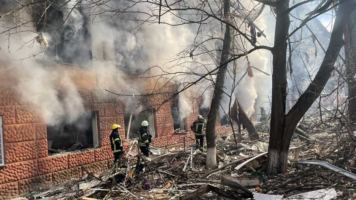 У Краматорську залишається 45-50 тисяч мешканців, це забагато, – мер міста - 24 Канал