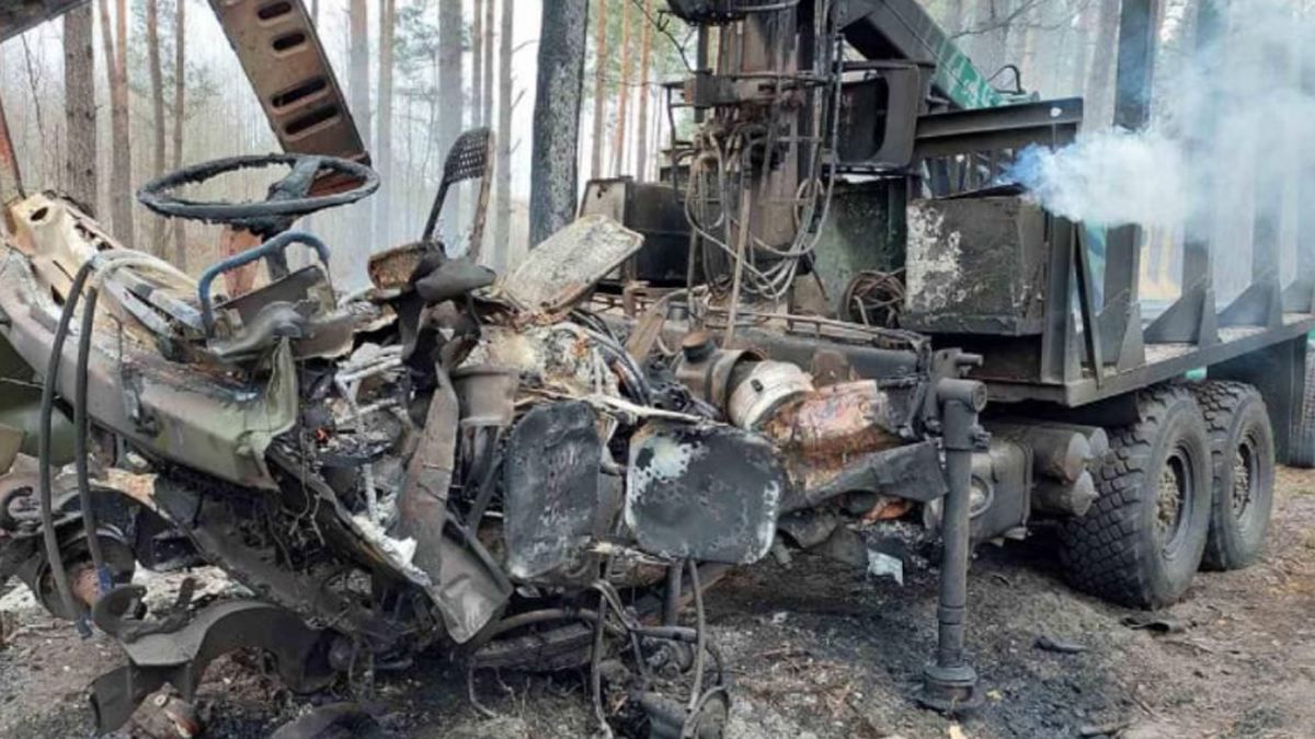 На Київщині двоє лісників підірвалися на міні - 24 Канал На Київщині двоє лісників підірвалися на міні - 24 Канал