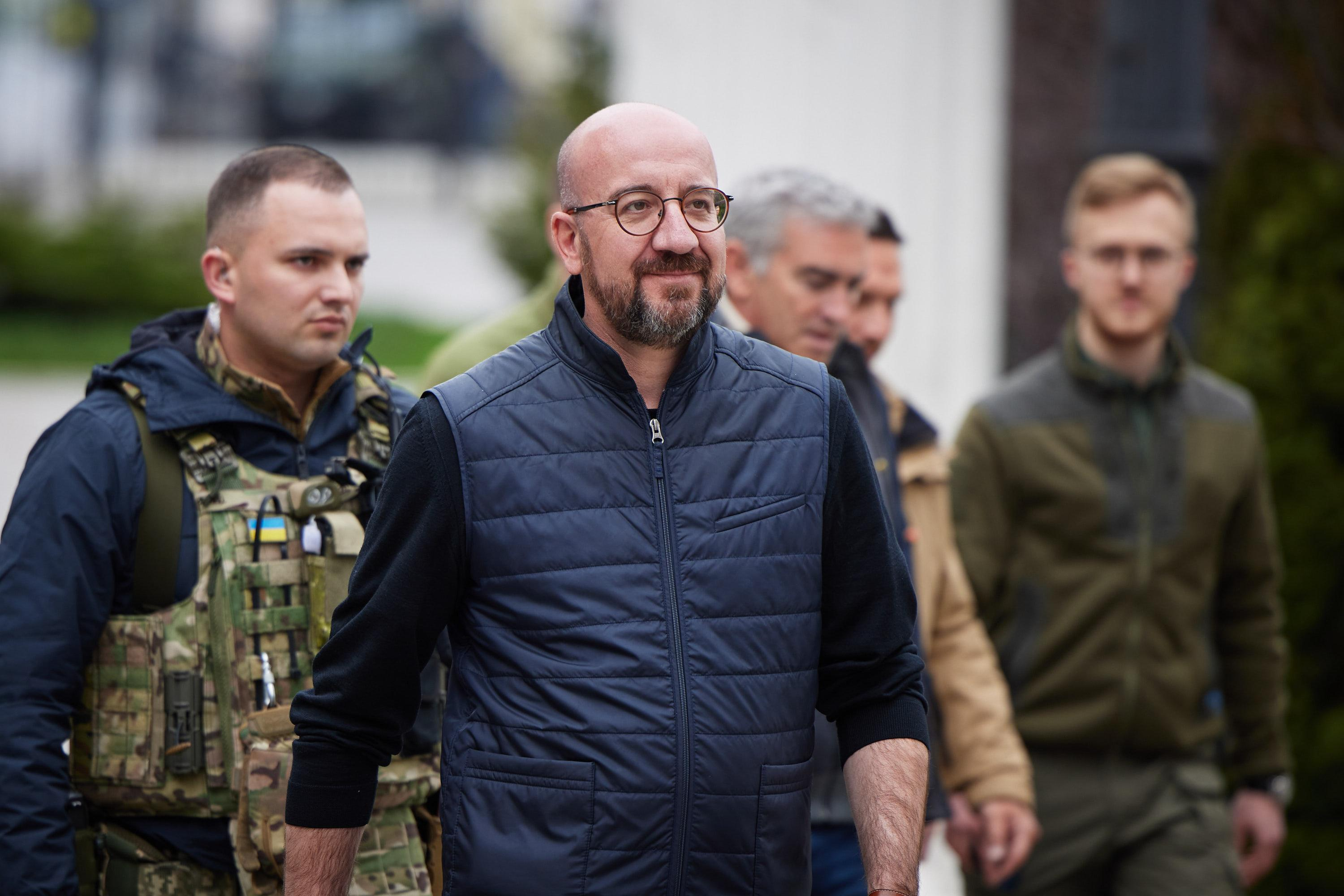 Президент Евросовета Мишель обратился к защитникам Мариуполя и пообещал "сделать все возможное" Президент Евросовета Мишель обратился к защитникам Мариуполя и пообещал "сделать все возможное"