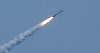 Повітряні сили збили російську ракету та 3 безпілотники "Орлан-10" Повітряні сили збили російську ракету та 3 безпілотники "Орлан-10"
