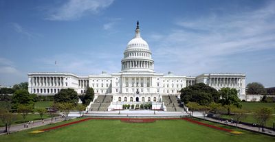 Авиационная угроза: полиция США приказала эвакуировать Капитолий