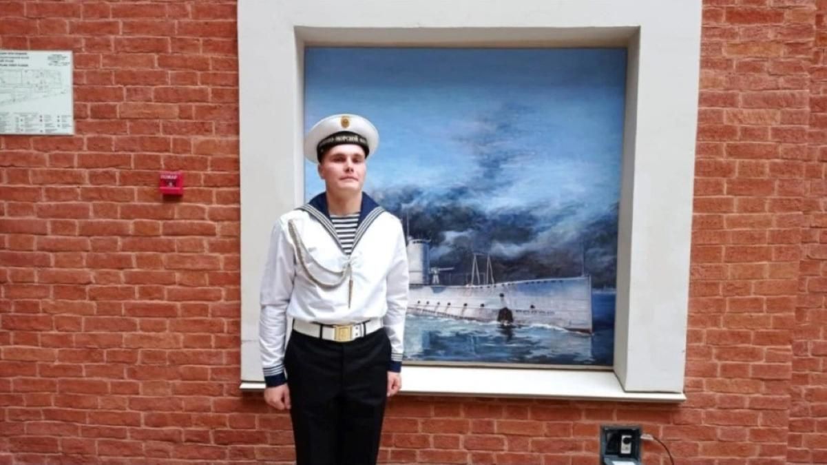 Журналисты идентифицировали еще двух матросов с затонувшего крейсера "Москва": они – срочники Журналисты идентифицировали еще двух матросов с затонувшего крейсера "Москва": они – срочники