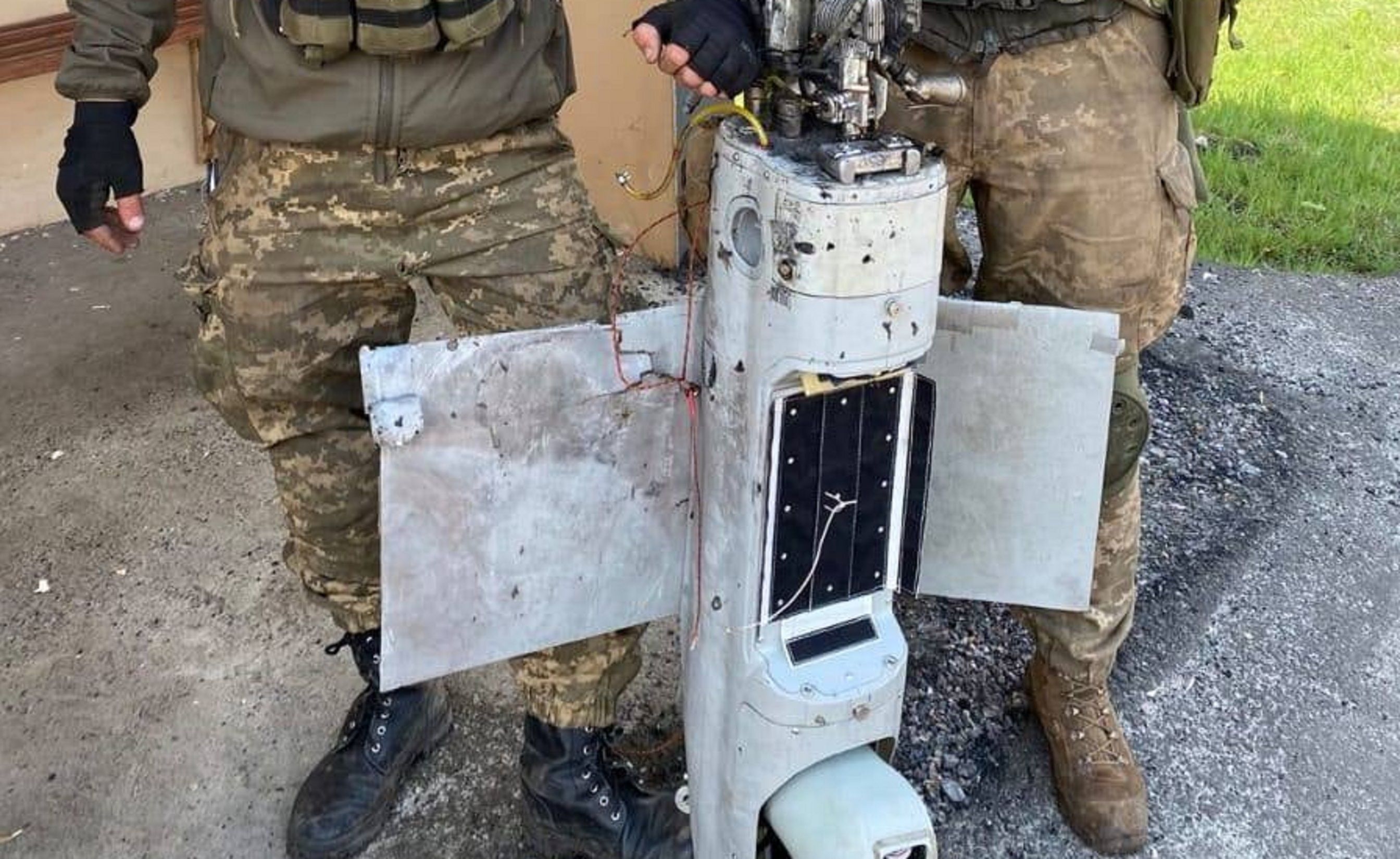 Ще один до колекції: українські десантники збили російський штурмовик Су-25 Ще один до колекції: українські десантники збили російський штурмовик Су-25