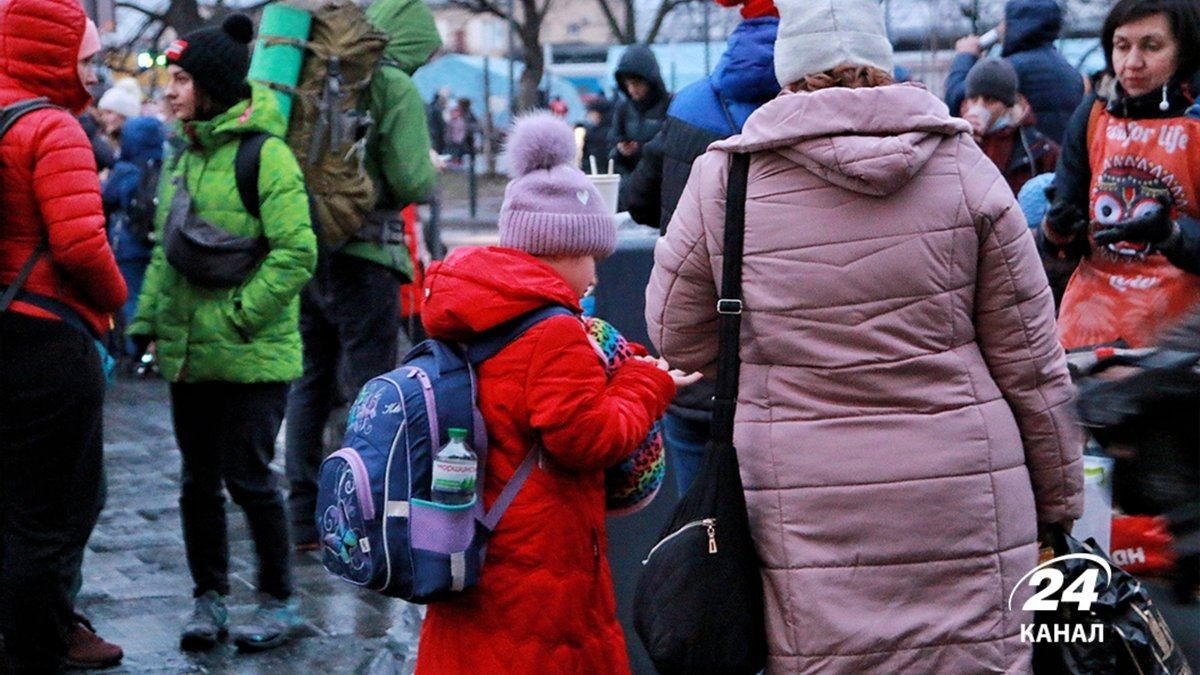 Из Мариуполя удалось эвакуировать уже более 100 тысяч человек, – мэр Из Мариуполя удалось эвакуировать уже более 100 тысяч человек, – мэр