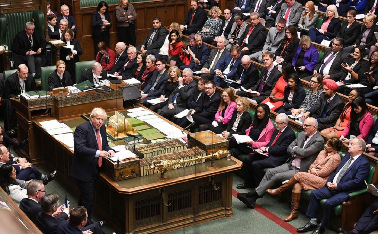 Великобритания ввела новые торговые санкции против России Великобритания ввела новые торговые санкции против России