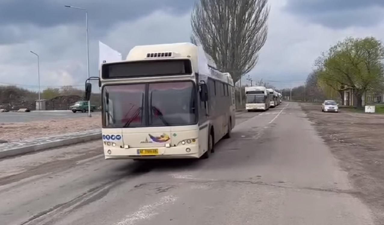 Россияне разогнали гражданских и открыли огонь: детали срыва эвакуации из Херсона Россияне разогнали гражданских и открыли огонь: детали срыва эвакуации из Херсона