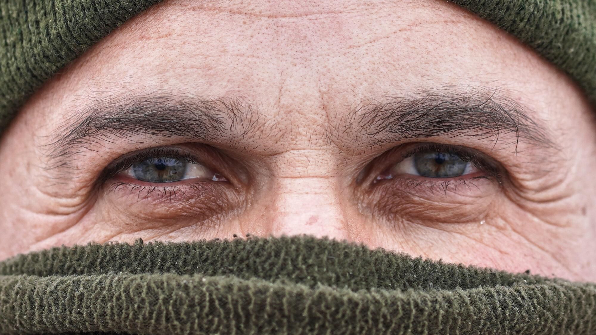 Подивіться в очі воїнам, – Залужний показав промовисті фото з українськими захисниками Подивіться в очі воїнам, – Залужний показав промовисті фото з українськими захисниками