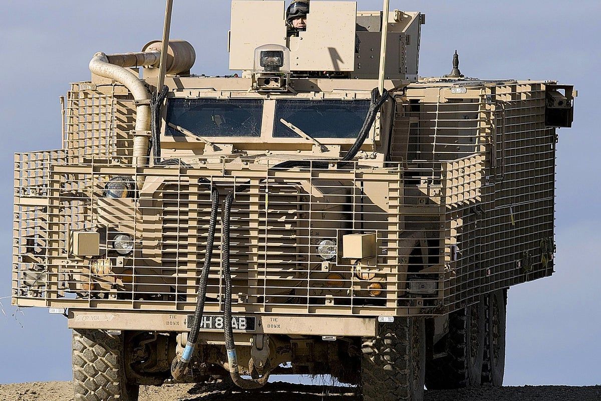 Україна отримає британські броньовані машини: військових вже вчать ними керувати Україна отримає британські броньовані машини: військових вже вчать ними керувати