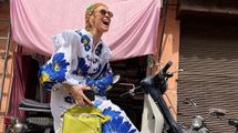 Іспанська модниця Бланка Міро одягнула вишиванку в синьо-жовтих кольорах: розкішний образ