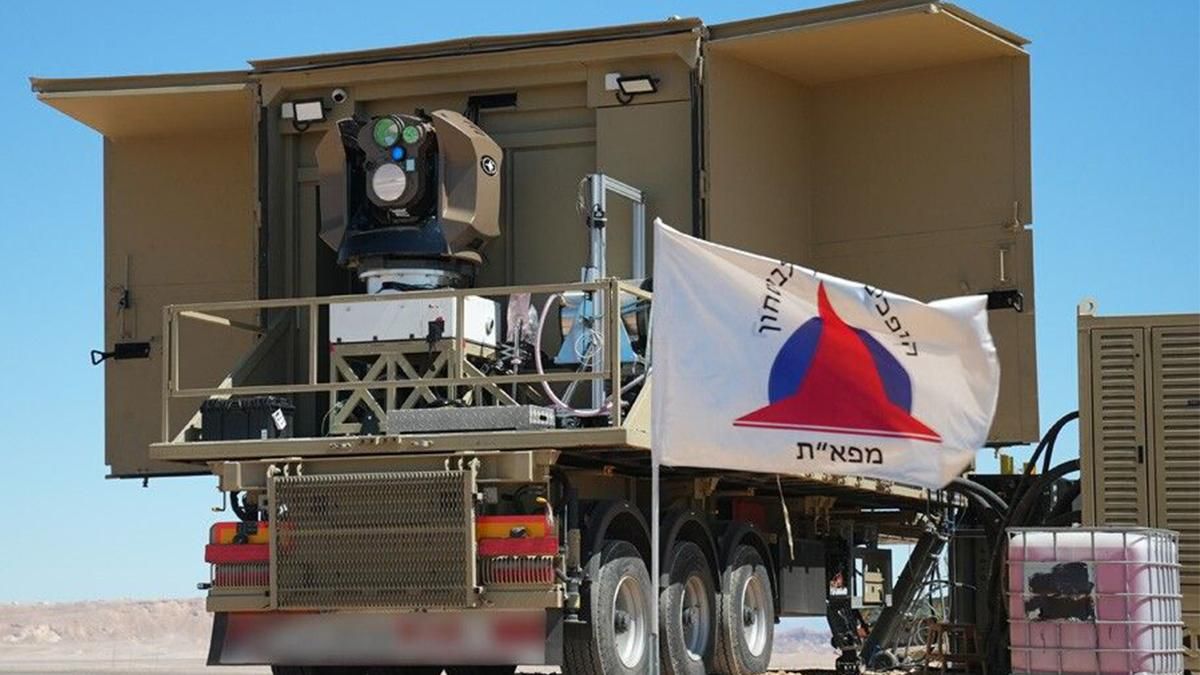 Израильская компания успешно опробовала лазерное оружие, способное поражать сразу несколько целей Израильская компания успешно опробовала лазерное оружие, способное поражать сразу несколько целей