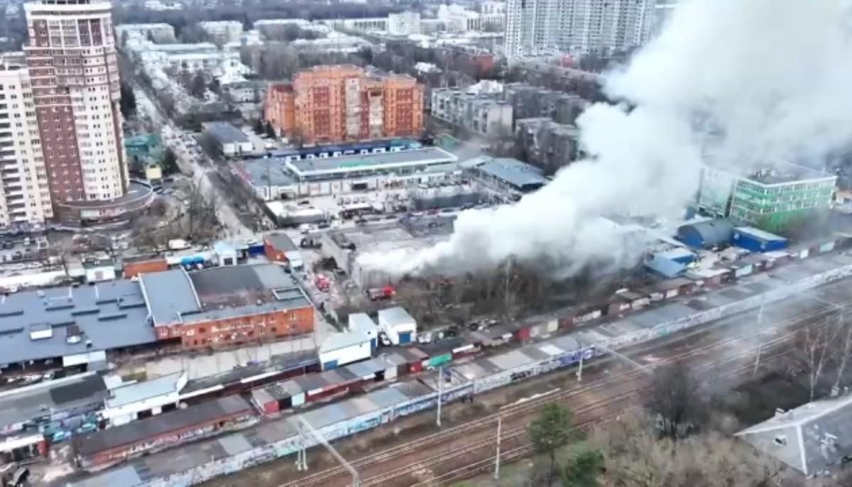 Знову сталася масштабна пожежа: цього разу палало під Москвою – "в космічній столиці"