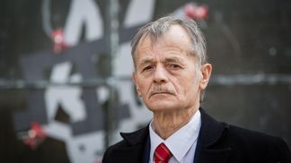 Оккупационный суд "амнистировал" лидера крымскотатарского народа Джемилева