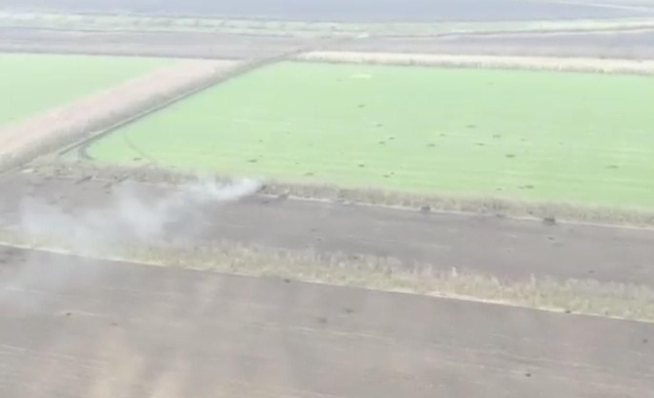 Морські піхотинці разом з воїнами ССО вполювали з "Джавелінів" ворожий танк Т-72 та БМП Морські піхотинці разом з воїнами ССО вполювали з "Джавелінів" ворожий танк Т-72 та БМП