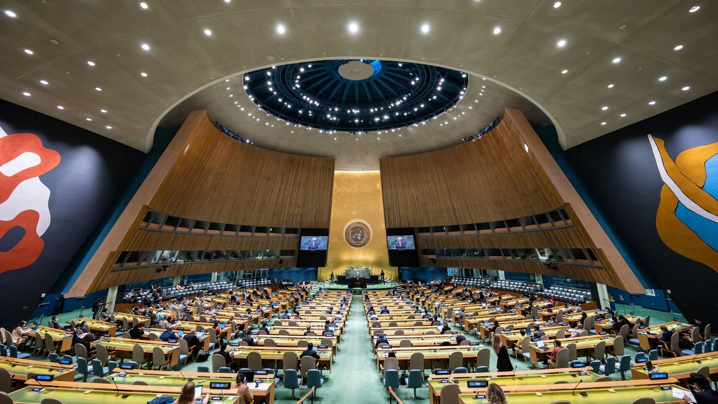 Чехія має намір замінити Росію у Раді ООН із прав людини Чехія має намір замінити Росію у Раді ООН із прав людини