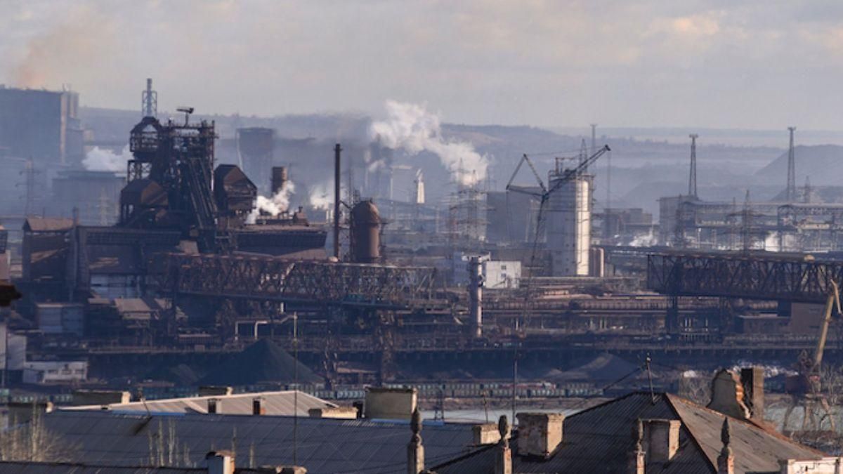 Росіяни поливали снарядами "Азовсталь" весь день, – Денисенко Росіяни поливали снарядами "Азовсталь" весь день, – Денисенко