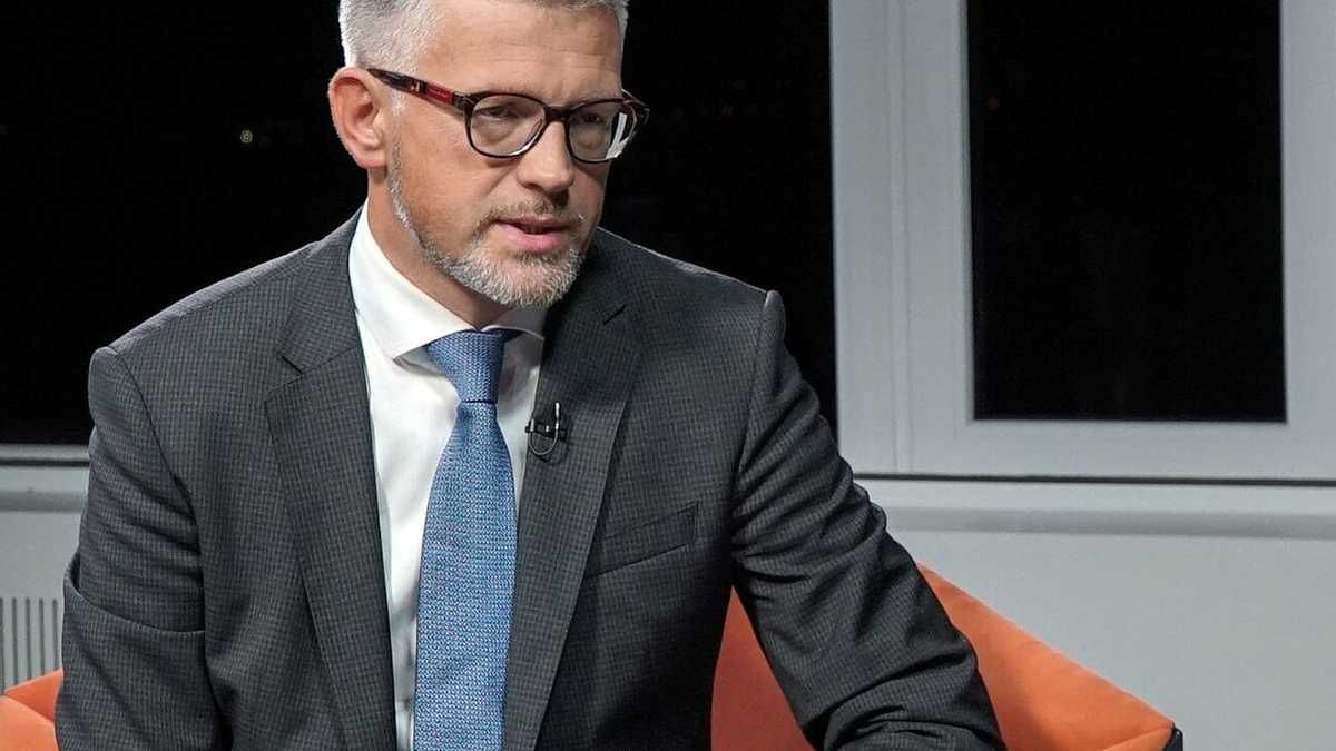 "Поки вагаєтесь, Росія вбиває наших жінок і дітей": посол України розкритикував Німеччину "Поки вагаєтесь, Росія вбиває наших жінок і дітей": посол України розкритикував Німеччину