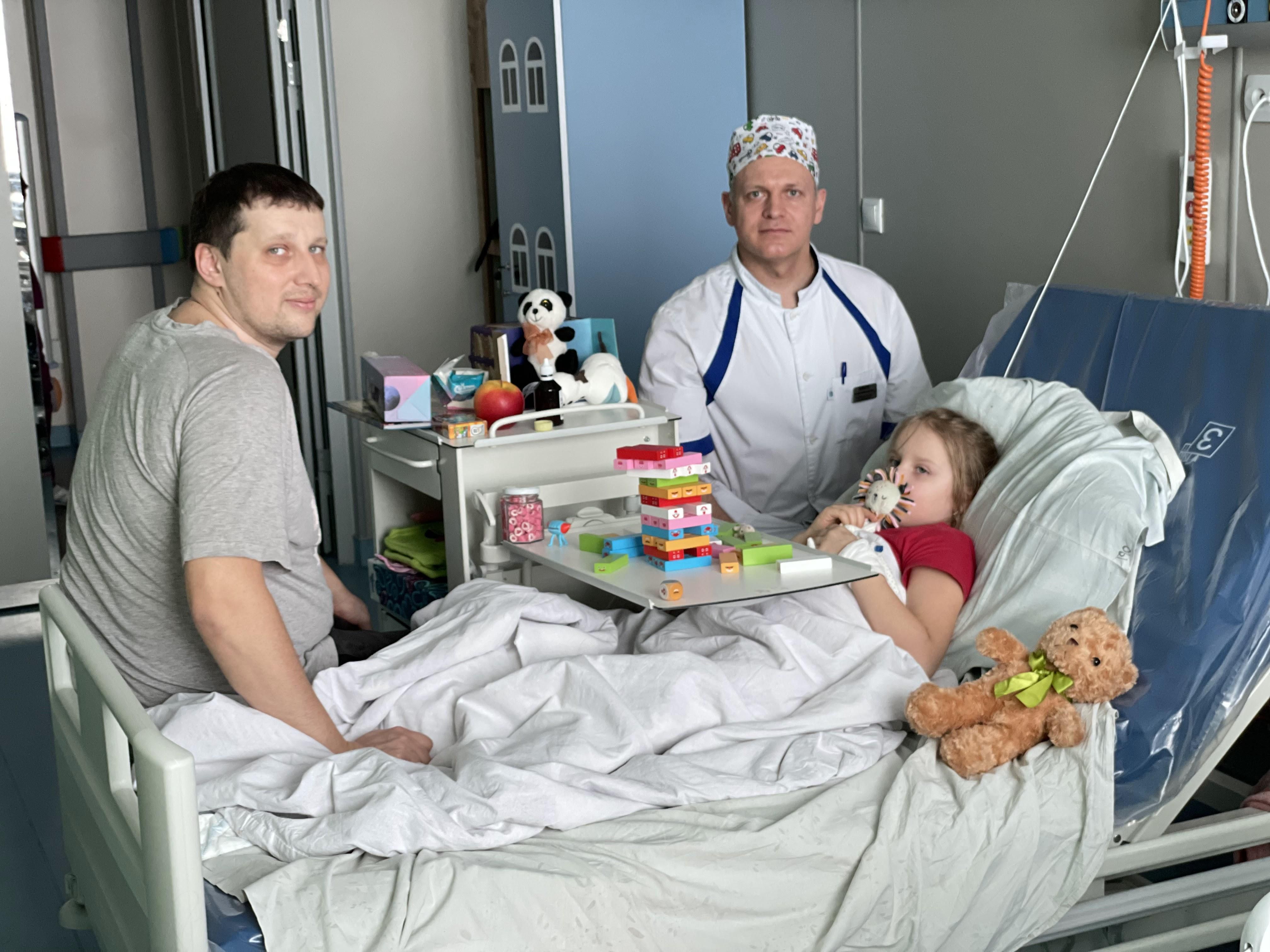 "Неизвестный №1" и письма на небо: как в "Охматдете" спасают детей и взрослых во время войны "Неизвестный №1" и письма на небо: как в "Охматдете" спасают детей и взрослых во время войны