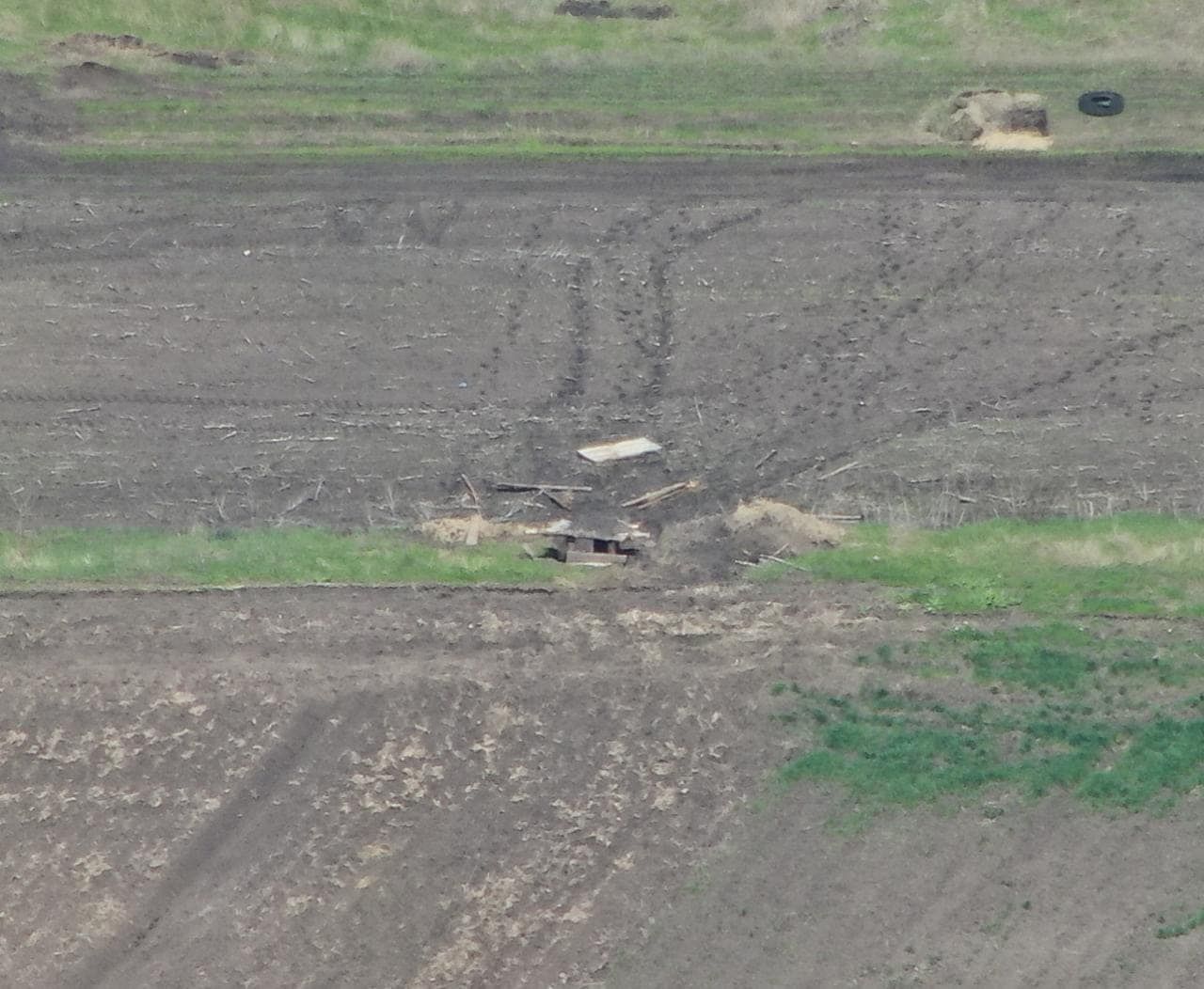 Аэроразведчики на Харьковщине обнаружили бронетехнику россиян: ВСУ нанесли удары по всем позициям - 24 Канал Аэроразведчики на Харьковщине обнаружили бронетехнику россиян: ВСУ нанесли удары по всем позициям - 24 Канал